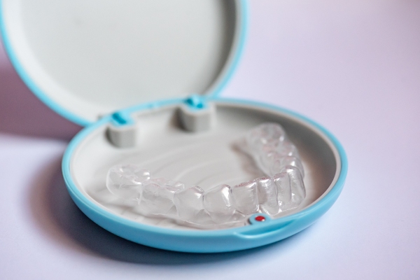 Tips To Make Invisalign Clear Aligners More Comfortable